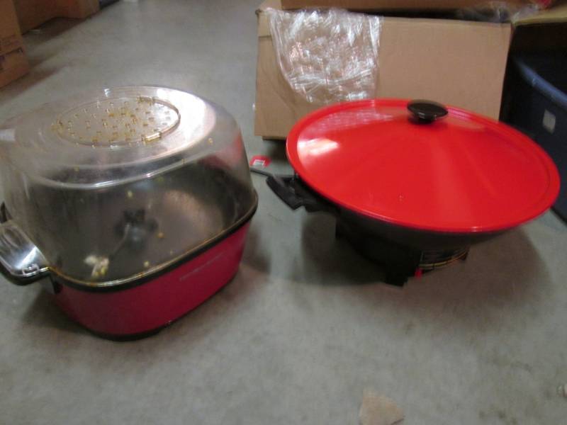 lot 257 image: Electric Wok and Popcorn Popper  A-...