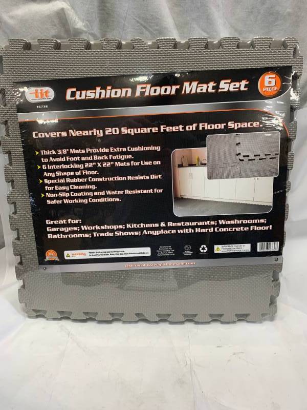 lot 23 image: 6pc Shop Gym Garage Floor Mat Set