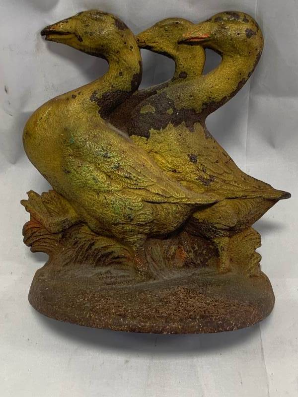 lot 50 image: Heavy Metal Antique Geese 9 Tall