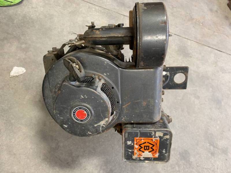 lot 95 image: Briggs & Stratton Engine