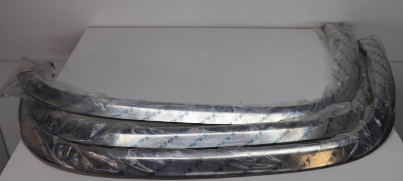 lot 12 image: (3) ChevyGMC Fender Trim Molding