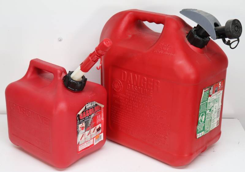 lot 47 image: Lot of 2 Plastic Gas Cans