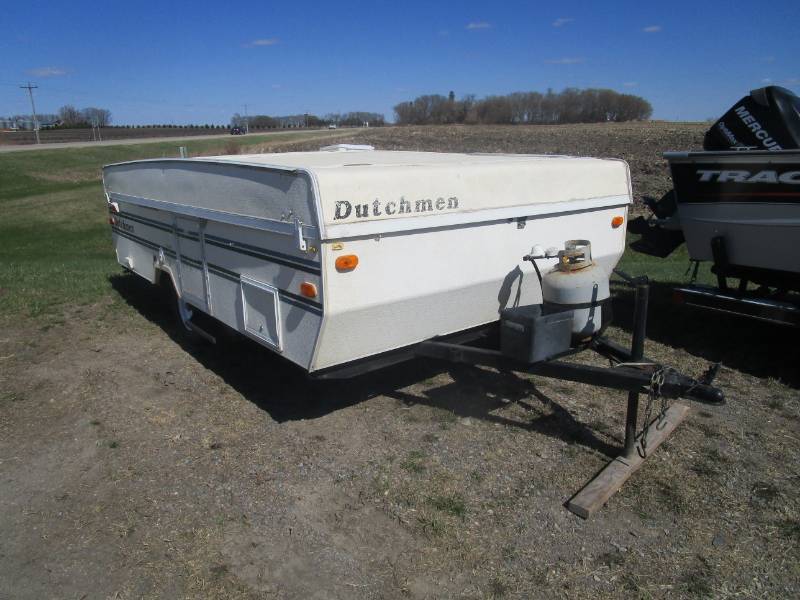 lot 14 image: 1996 Dutchman Pop Up Camper