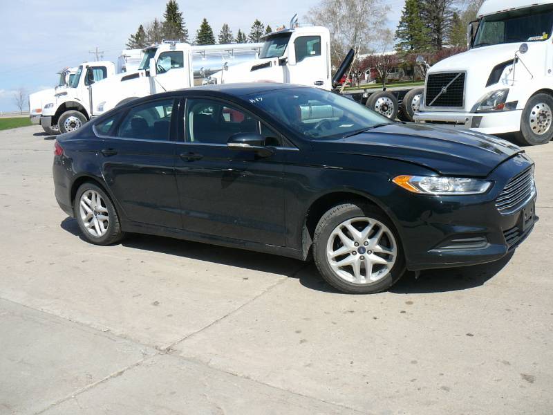 lot 17 image: 2014 Ford Fusion SE