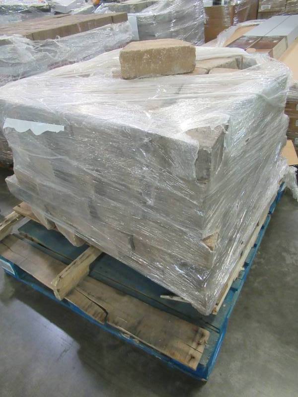 lot 143 image: Approximately 120 GardenRetaining Wall Stone - Sandstone Color