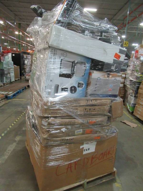 lot 28 image: WHOLESALE MIXED PALLET OF RETURNS - SMALL HOUSEWARES, FILTERS, LIGHTING AND MORE