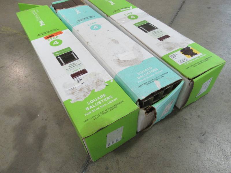 lot 156 image: Trex Transcend 30.375 in. Composite Vintage Lantern Square Baluster Kit (16-Per Kit) - 3 Kit, VL020230SBK