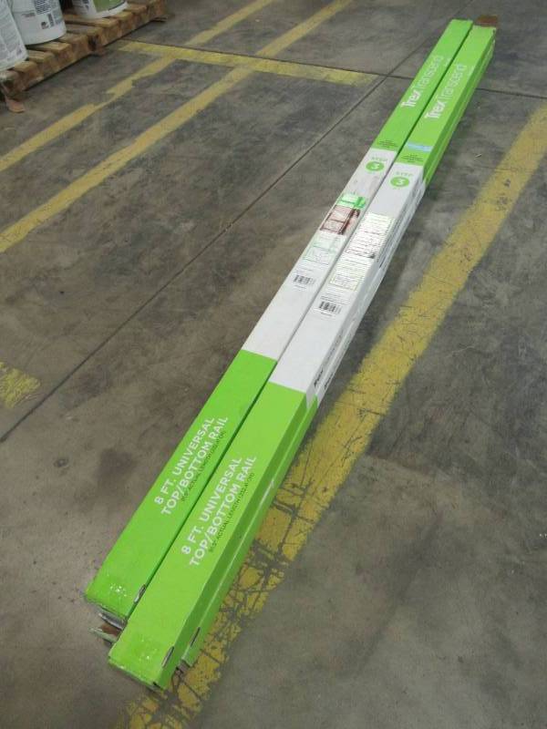 lot 160 image: Trex Transcend 8 ft. Composite White Universal Top or Bottom Rail, WTUNIVTBR08 - 4 Rail Kits