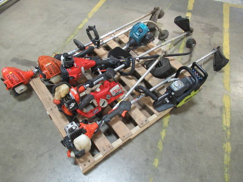 lot 56 image: WHOLESALE MIXED PALLET OF RETURNS - GAS TRIMMERS AND CHAINSAWS