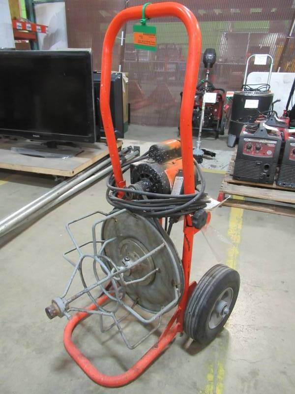 lot 90 image: General Wire Easy Rooter Junior Drum Machine 120V, 13 HP Motor w rev Switch. Motor does not work when foot switch is engaged