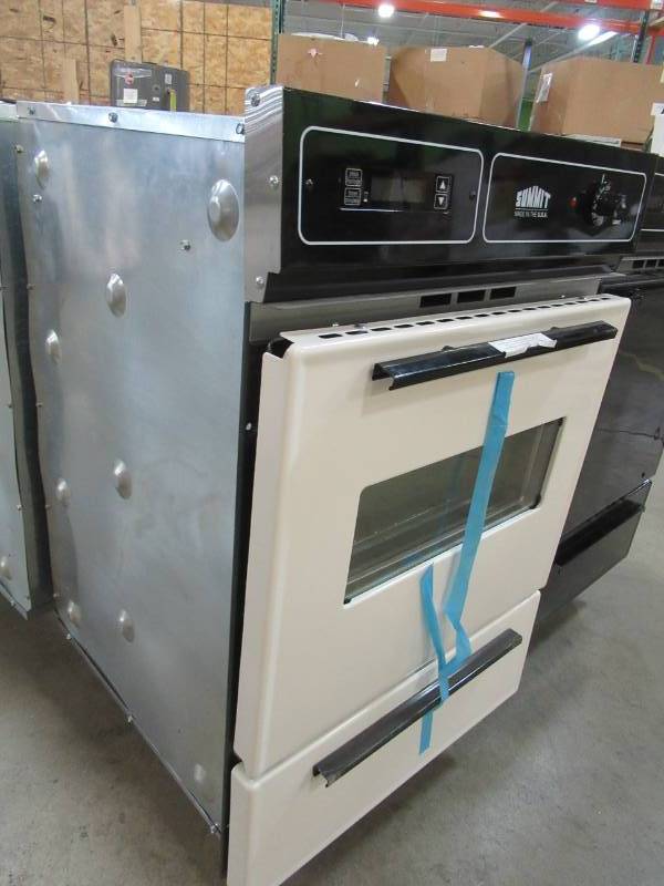 lot 200A image: Summit Appliance 24 in. Single Gas Wall Oven in White, WTM7212KW