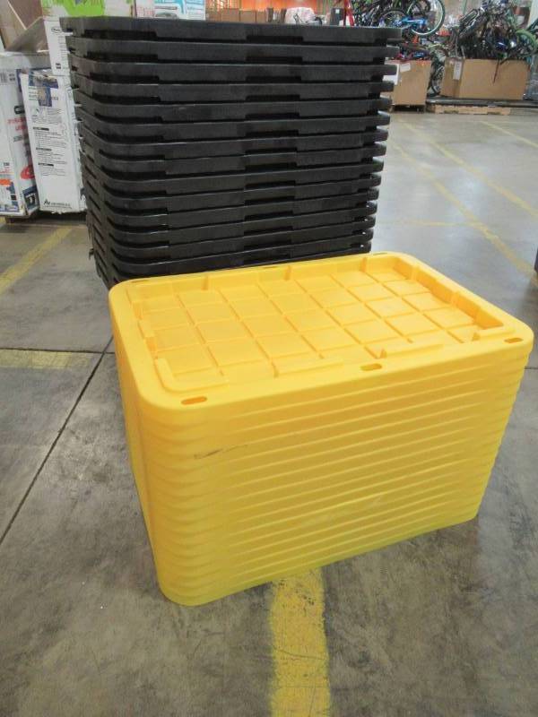 lot 203 image: 17 HDX 12 Gal. Flat Lid Tough Totes With 16 Lids, Totes and Lids Have cracks mainly on the corners