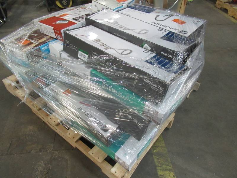 lot 263 image: WHOLESALE MIXED PALLET OF RETURNS - BATHROOM & KITCHEN FAUCETS