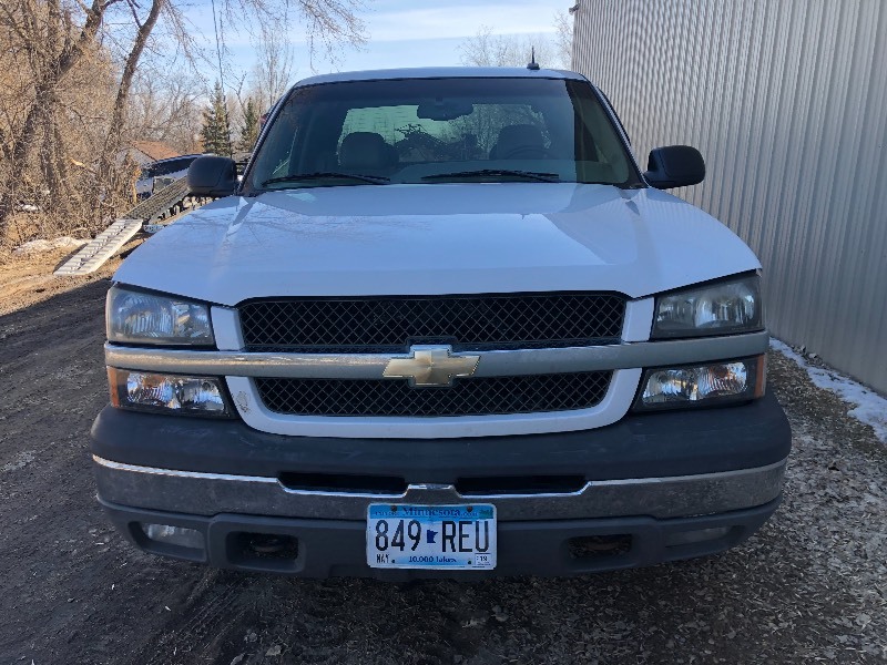 lot 10 image: 2003 SILVERADO 1500 4X4 NO RESERVE