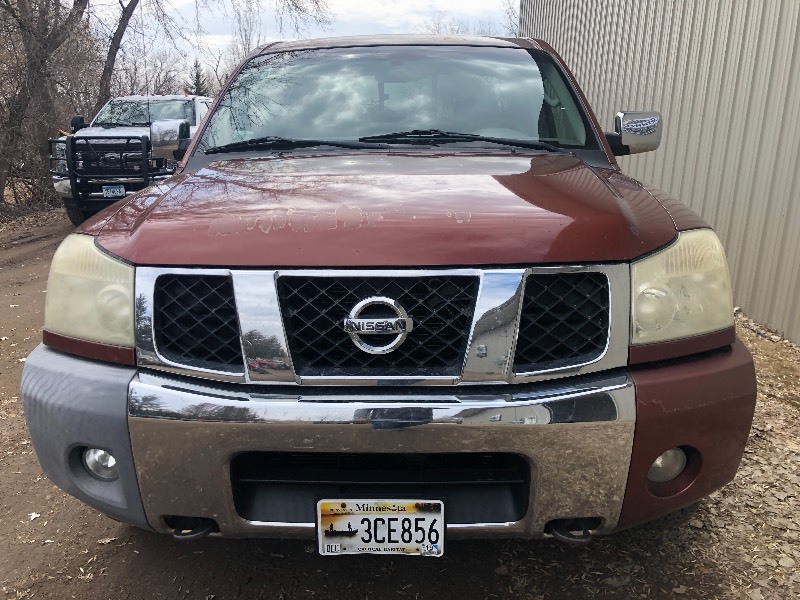 lot 3 image: 2004 NISSAN TITAN 4X4 NO RESERVE