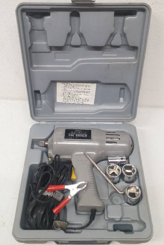 lot 45 image: Sisco 12volt Electric tire Wrench