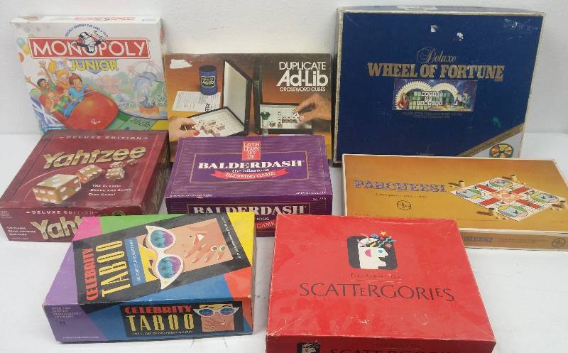lot 71 image: Vintage Board Games
