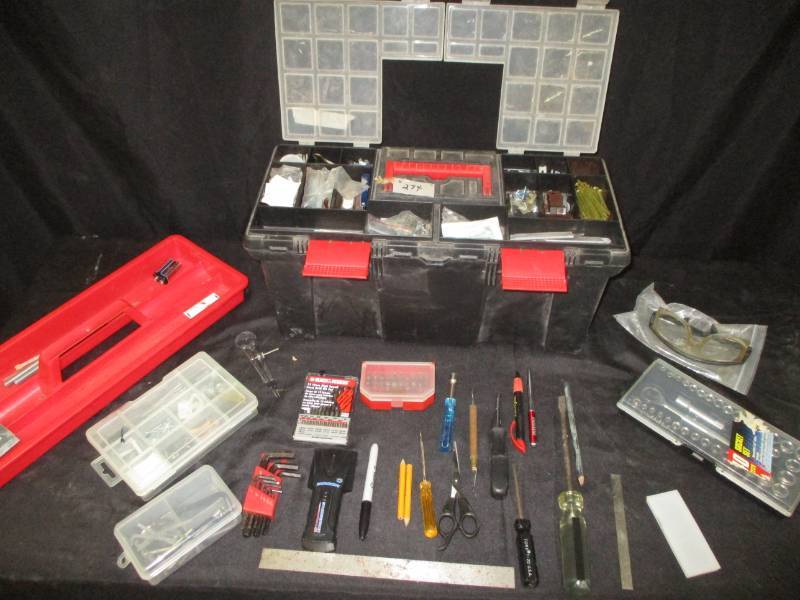 lot 6 image: Misc tools in Tool Box