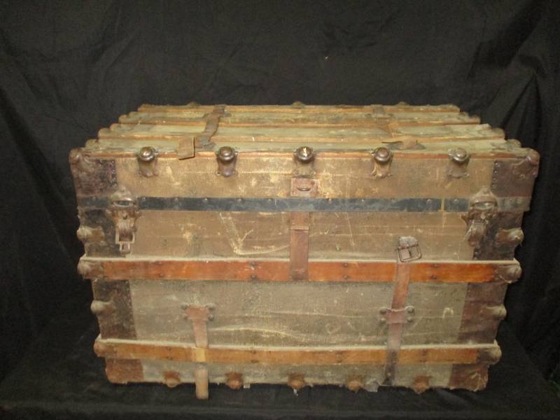 lot 13 image: Antique Trunk Larger