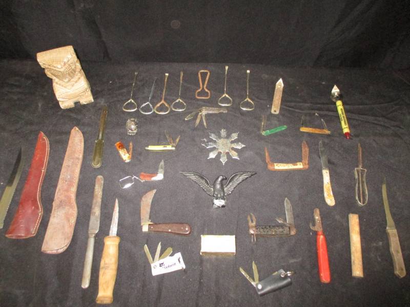 lot 51 image: Collectibles