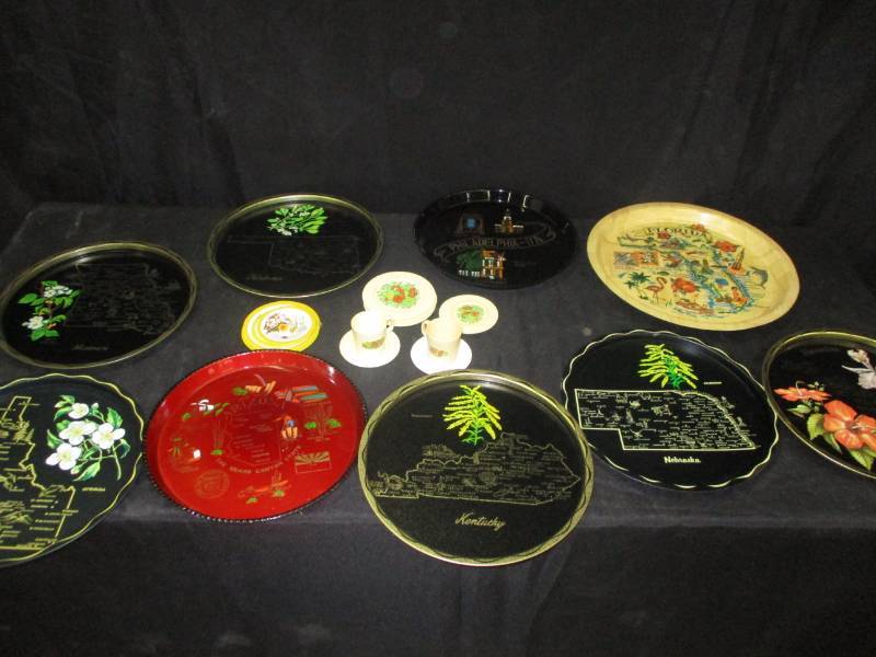 lot 135 image: Old Trays and kids dishes