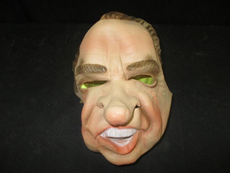 lot 164 image: Tricky Dick Mask