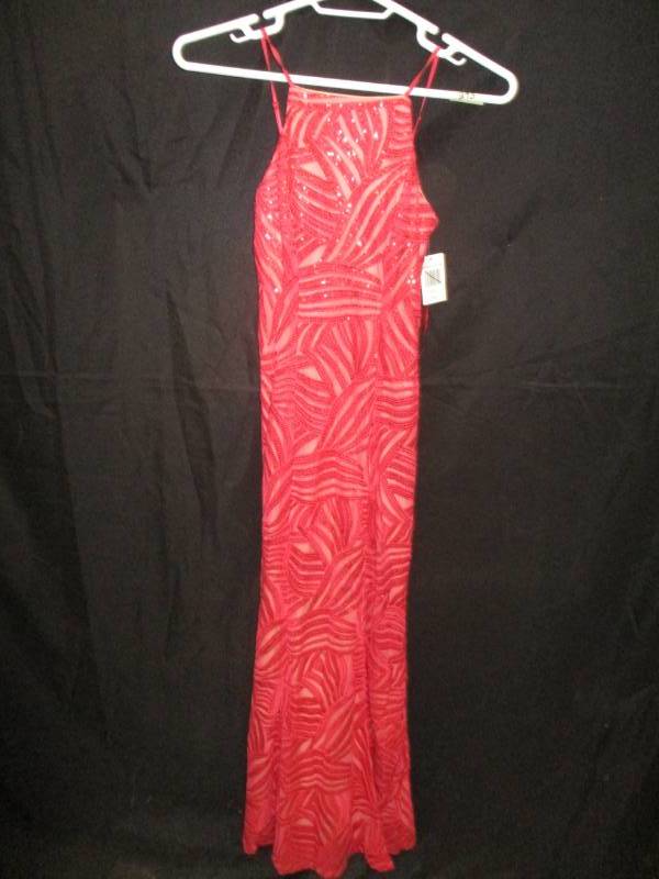 lot 167 image: Trixxi Coral Nude Dress Size 5 $168.00. great for Prom