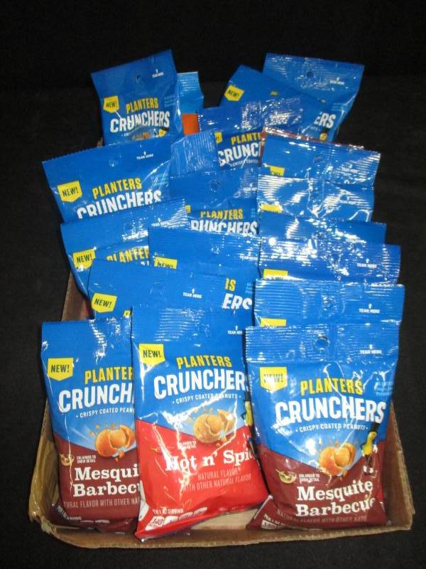 lot 200 image: 20 bags of planters snack mixes