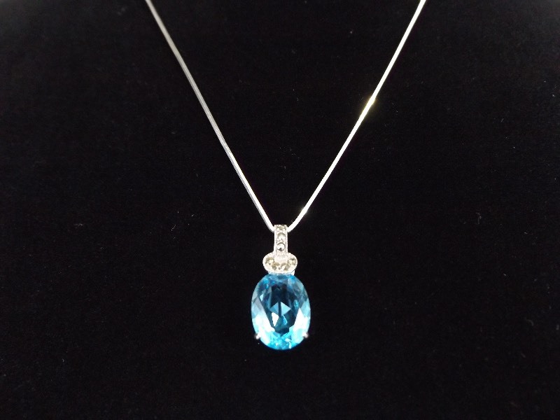 .925 Sterling Silver Art Nouveau Faceted Blue Topaz Crystal Pendant Necklace