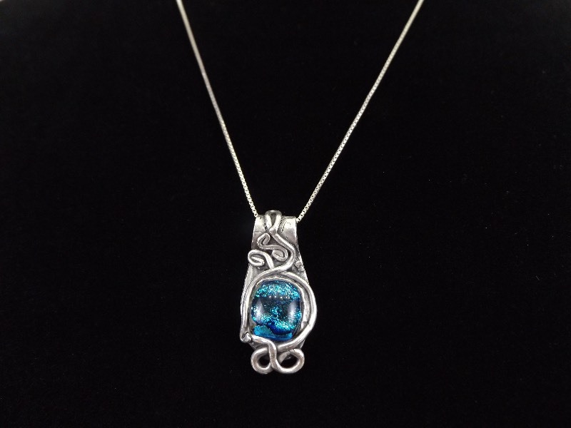 .925 Sterling Silver Blue Dichroic Art Glass Pendant Necklace