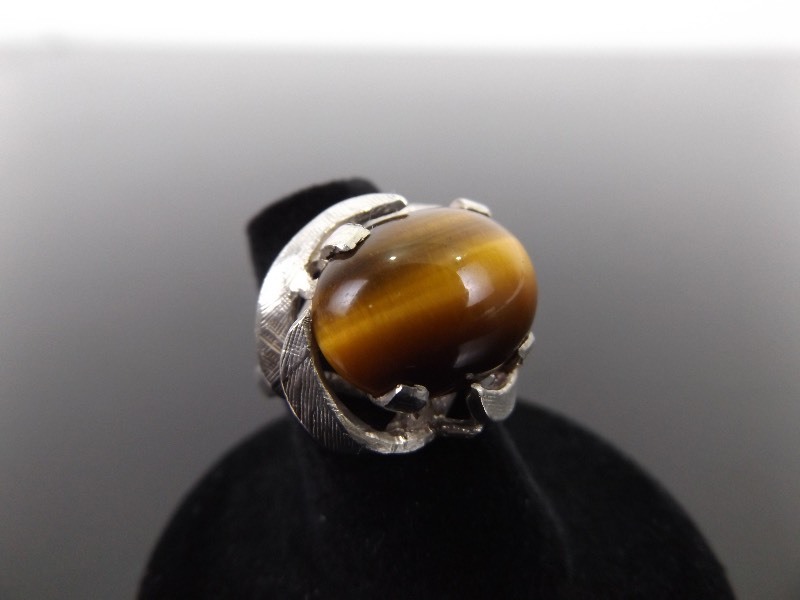10k White Gold Tigers Eye Cabochon Ring Sz 5.25