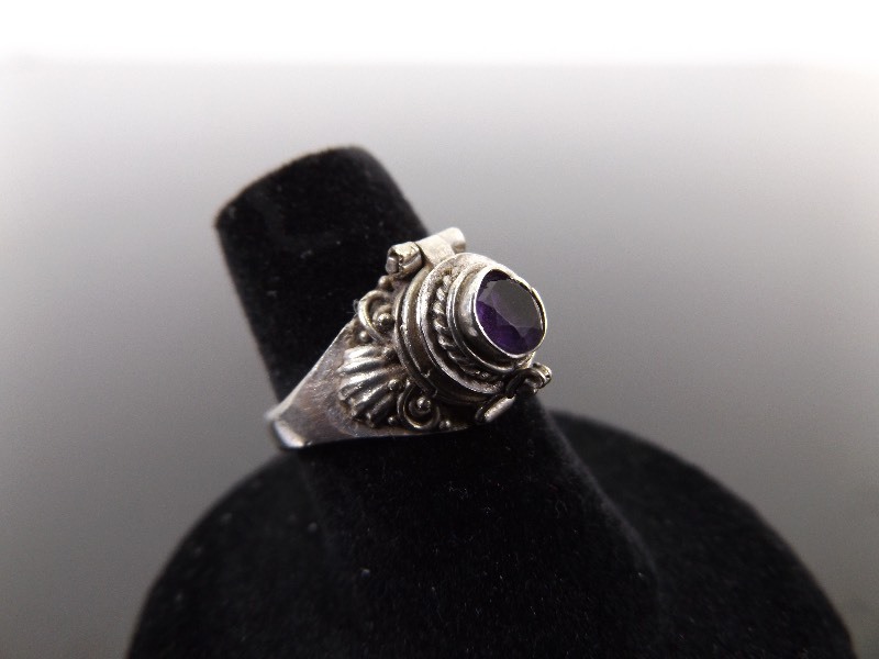 Antique .925 Sterling Silver Faceted Amethyst Poison Ring Sz 6