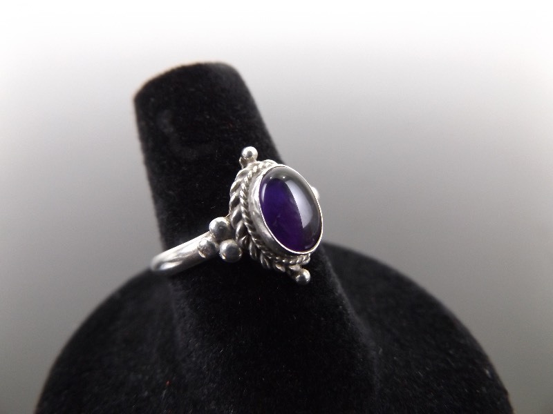 .925 Sterling Silver Amethyst Cabochon Ring Sz 7