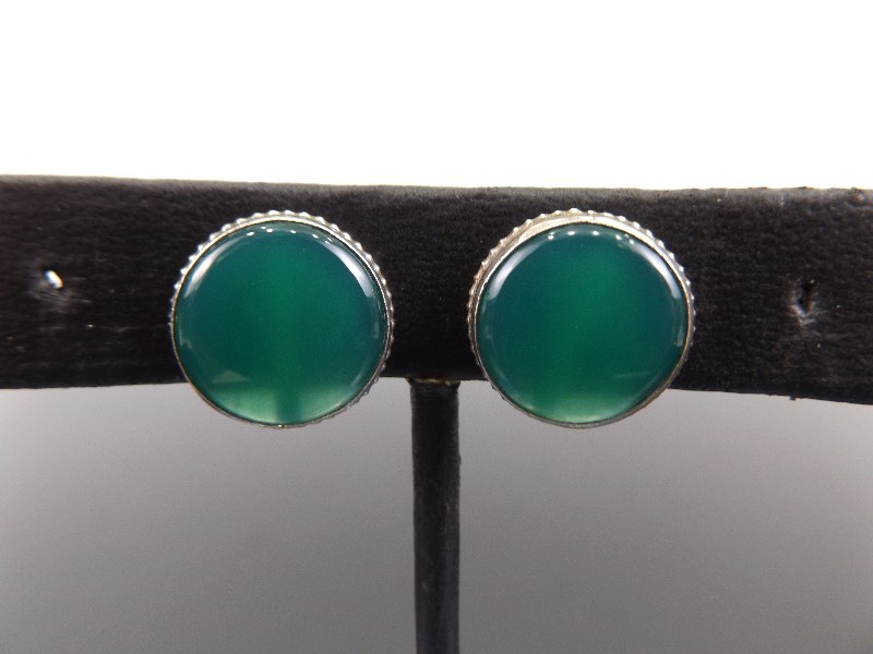 .925 Sterling Silver Emerald Screw Back Earrings