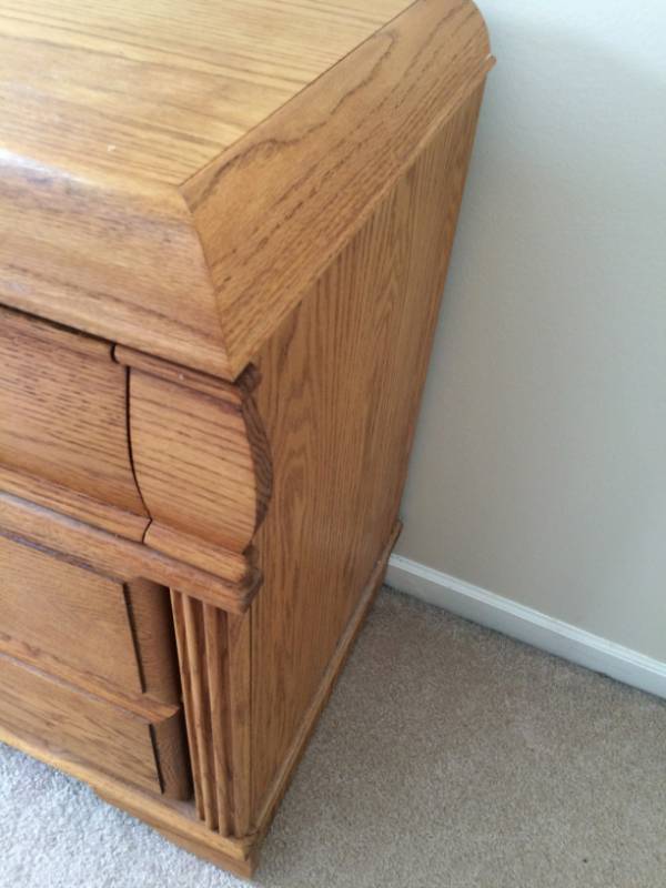 lot 3 image: BLACKHAWK FURNITURE COMPANY GORGEOUS AMISH MISSION ARTS & CRAFTS STYLE OAK NIGHT STAND - SUPER NICE CONDITION - VERY MINOR WEAR ON TOP