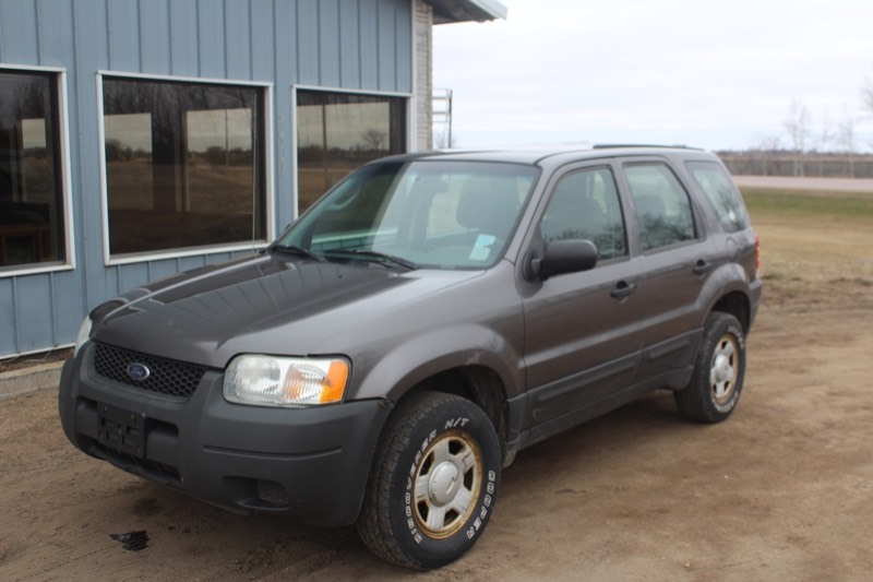 2004 Ford Escape XLS