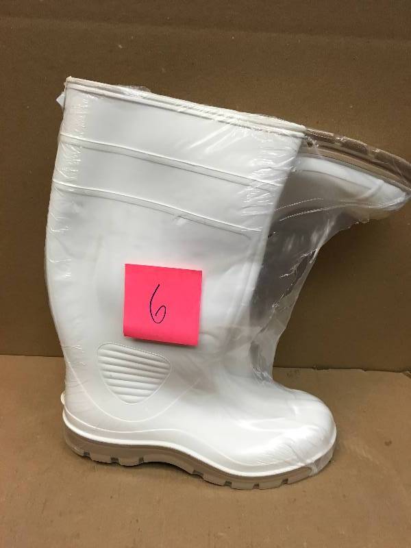 Mens Size 12 White Marine Tuff Steel Toe PVC Boot in very good condition