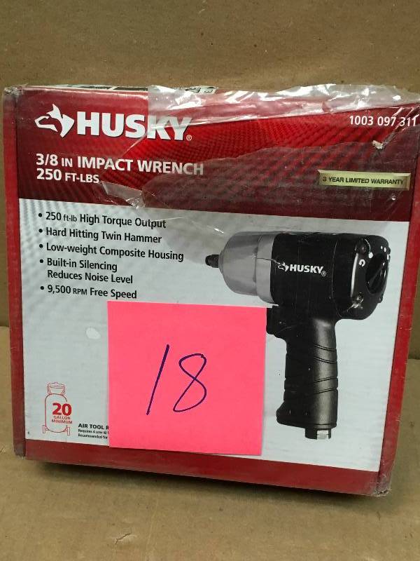 Husky 250 ft.lbs. 38 In. Impact Wrench in very good condition