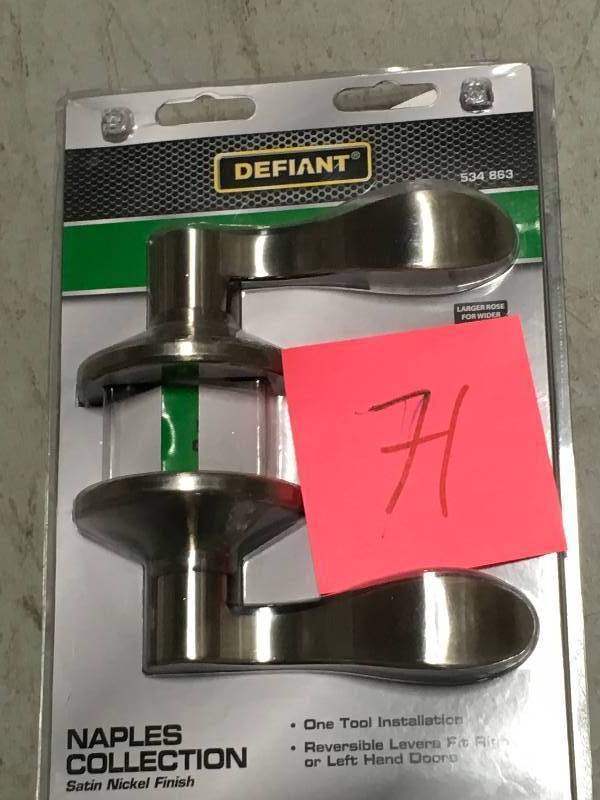 Defiant Naples Satin Nickel Passage HallCloset Door Lever in very good condition