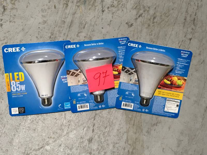Cree 85W Equivalent Daylight (5000K) BR40 Dimmable LED Flood Light QTY 3 in very good condition