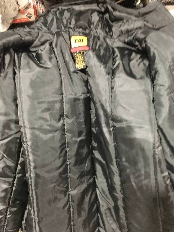 lot 25 image: CAT 1310067 Aspen Mens Jacket L not used