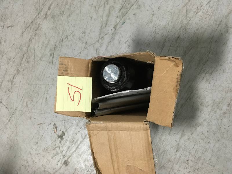 lot 51 image: Husky 12-Ton Bottle Jack in good condition