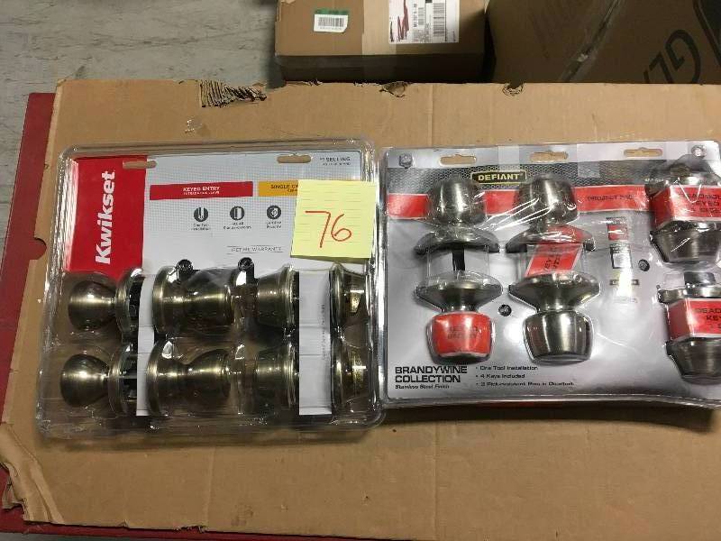 lot 76 image: KWIKSET & DEFIANT DOOR LOCKS ENTRY in good condition