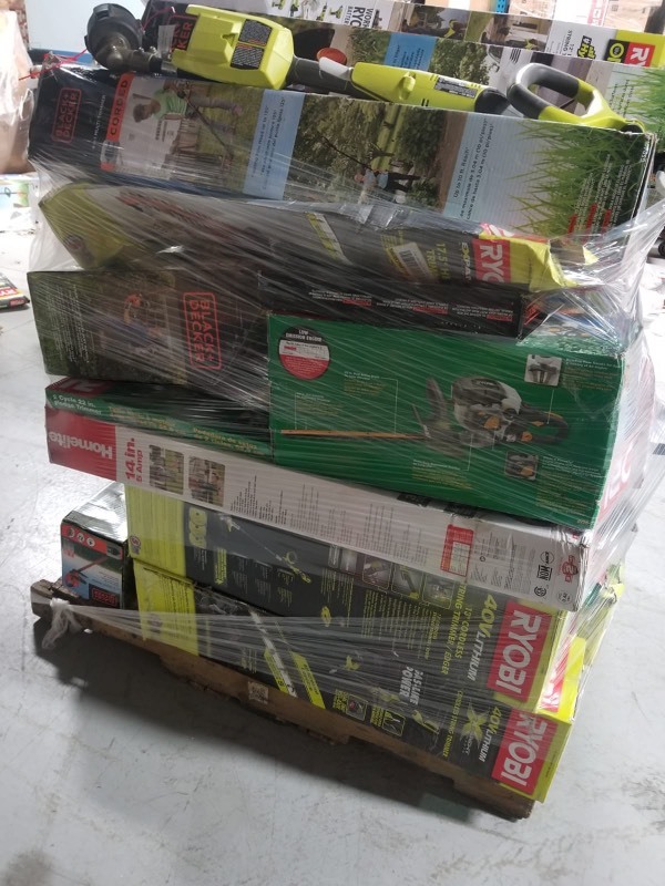 lot 114 image: WHOLESALE MIXED PALLET OF RETURNS  trimmers blower edger and more