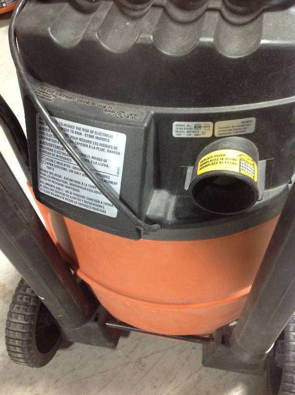 lot 7 image: RIDGID 16 Gal. 6.5-Peak HP WetDry Vacuum in good condition