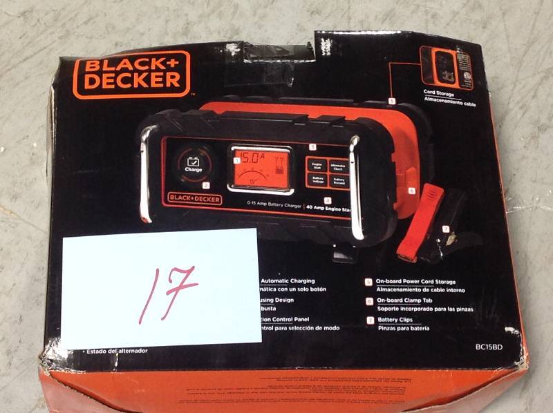 lot 17 image: BLACKDECKER 15 Amp Battery Charger with 40 Amp Engine Start in good condition