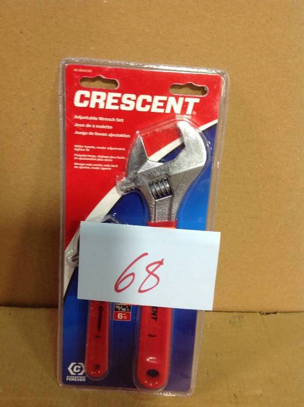 lot 68 image: Crescent 6 in. and 10 in. Adjustable Wrench Set in good condition