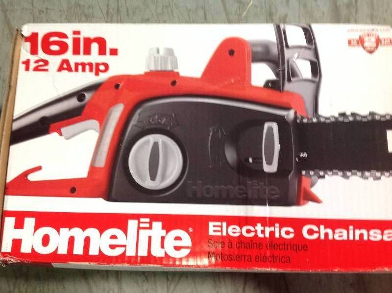 lot 96 image: Homelite 16 in. 12 Amp Electric Chainsaw in good condition