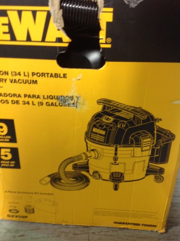 DEWALT 9 Gal. 5 Peak HP WetDry Vacuum in working conditions