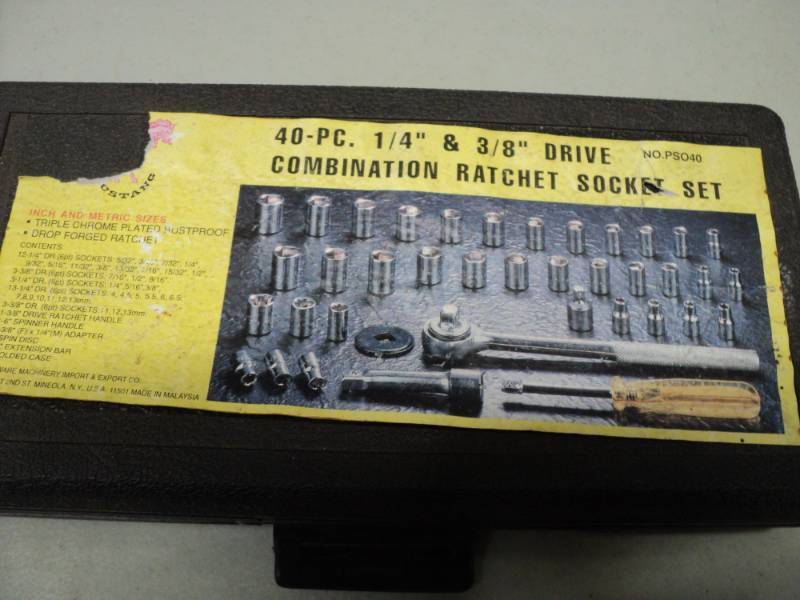 lot 11 image: 40 pc 14 and 38 Drive Combinati...